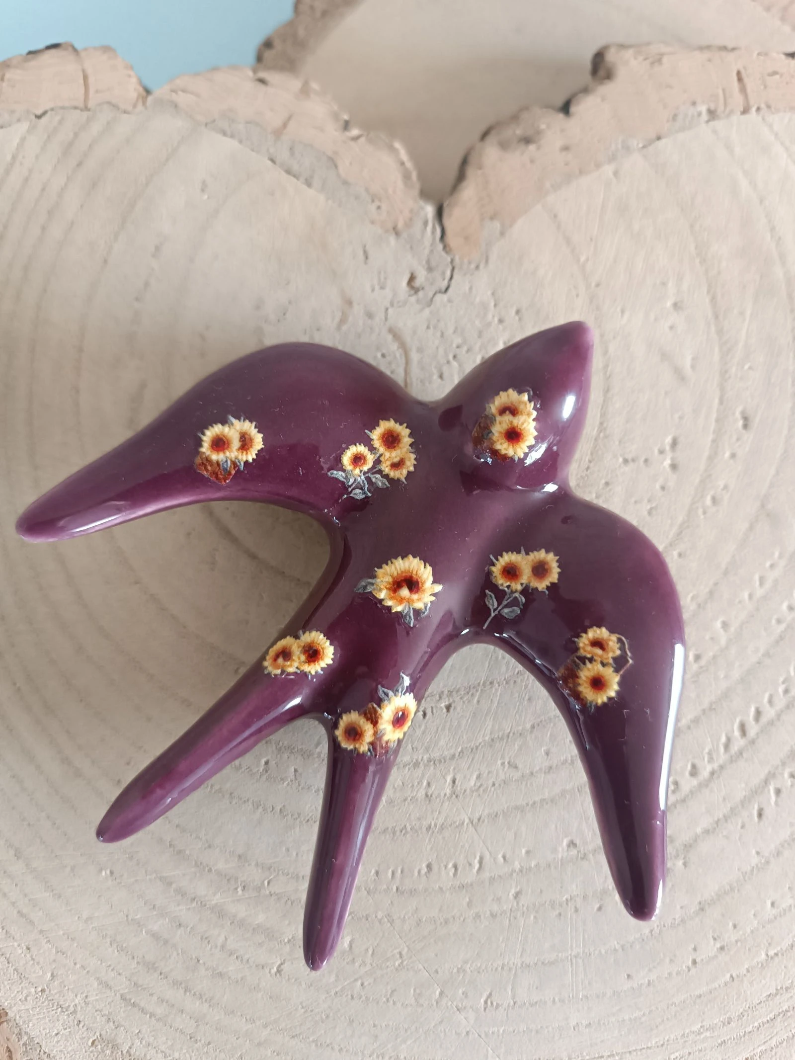 Hand-decorated ceramic swallow – photo 2